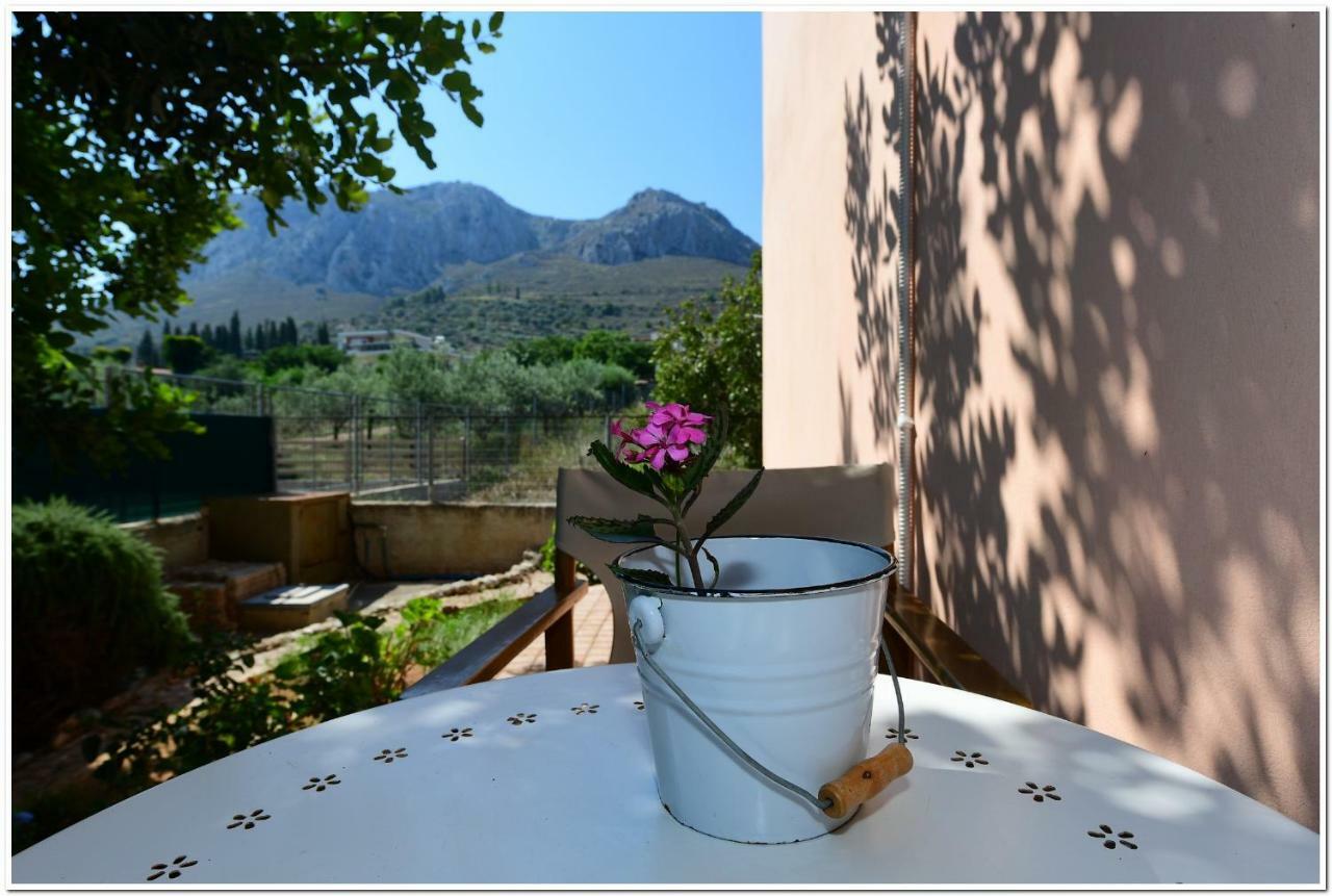 Cozy Home With Great View In Ancient Corinth Exterior foto